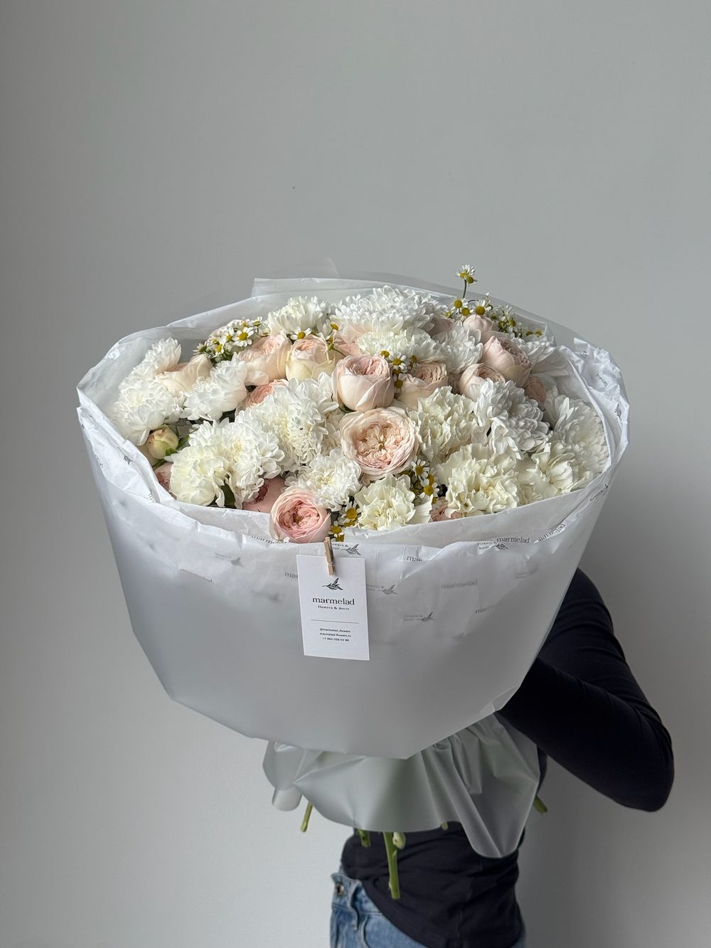 Букет сборный в нежно розовых оттенках размер L