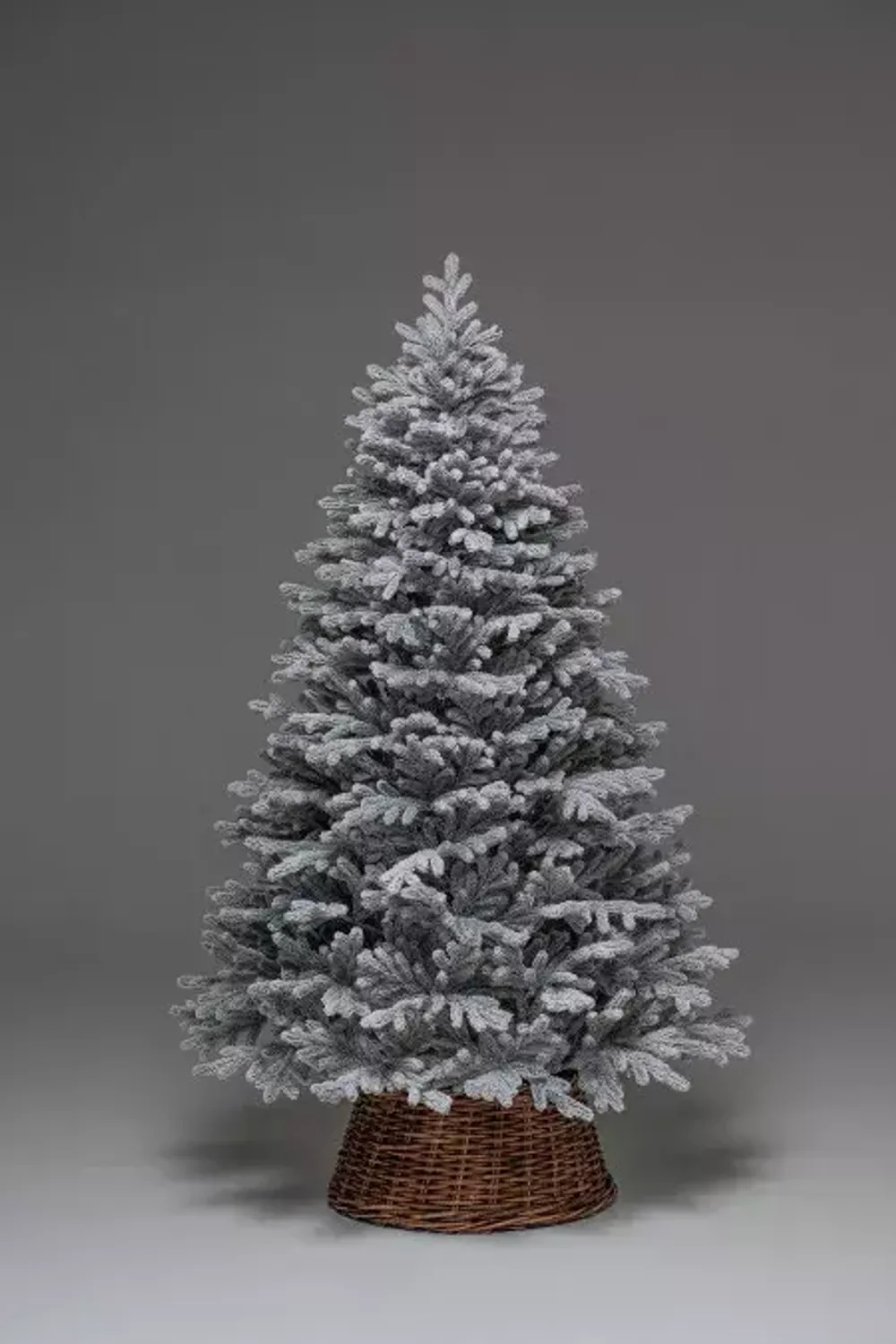 Заснеженная елка «Александрийская» (Литая хвоя) от 1.8 м до 2,4 м