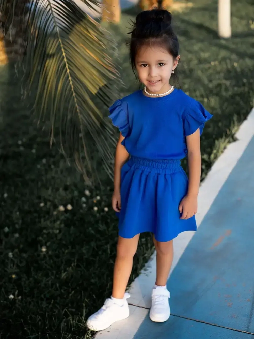 Костюм для девочки с юбкой