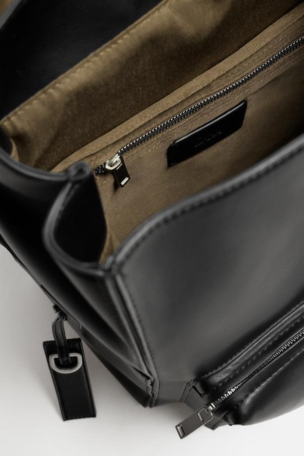 ZARA РЮКЗАК С КЛАПАНОМ, ЧЕРНЫЙ