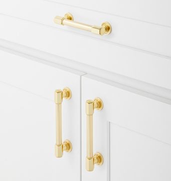 Ручка-скоба Rejuvenation Hassalo Aged Brass