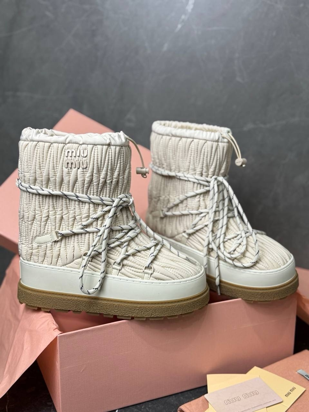 Дутики Miu Miu