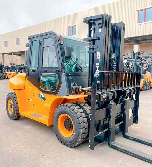 Вилочный дизельный погрузчик CHL 7,0 т с японск. двигателем