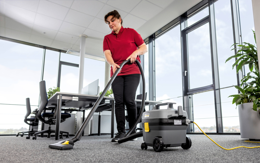 Пылесос сухой уборки Karcher T 7/1 Classic Adv