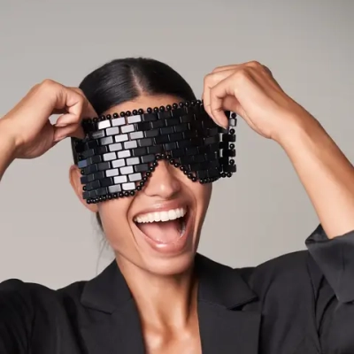 COOL LAVA EYE BLANKET - Охлаждающая обсидиановая маска для области вокруг глаз, 1 шт