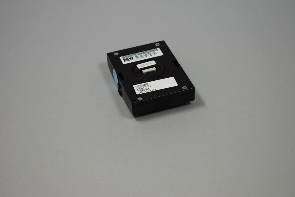 Преобразователь частоты SEW EURODRIVE FBG31C-01