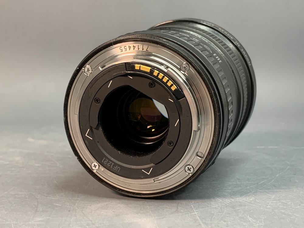 Canon EF 17-40mm f/4L USM