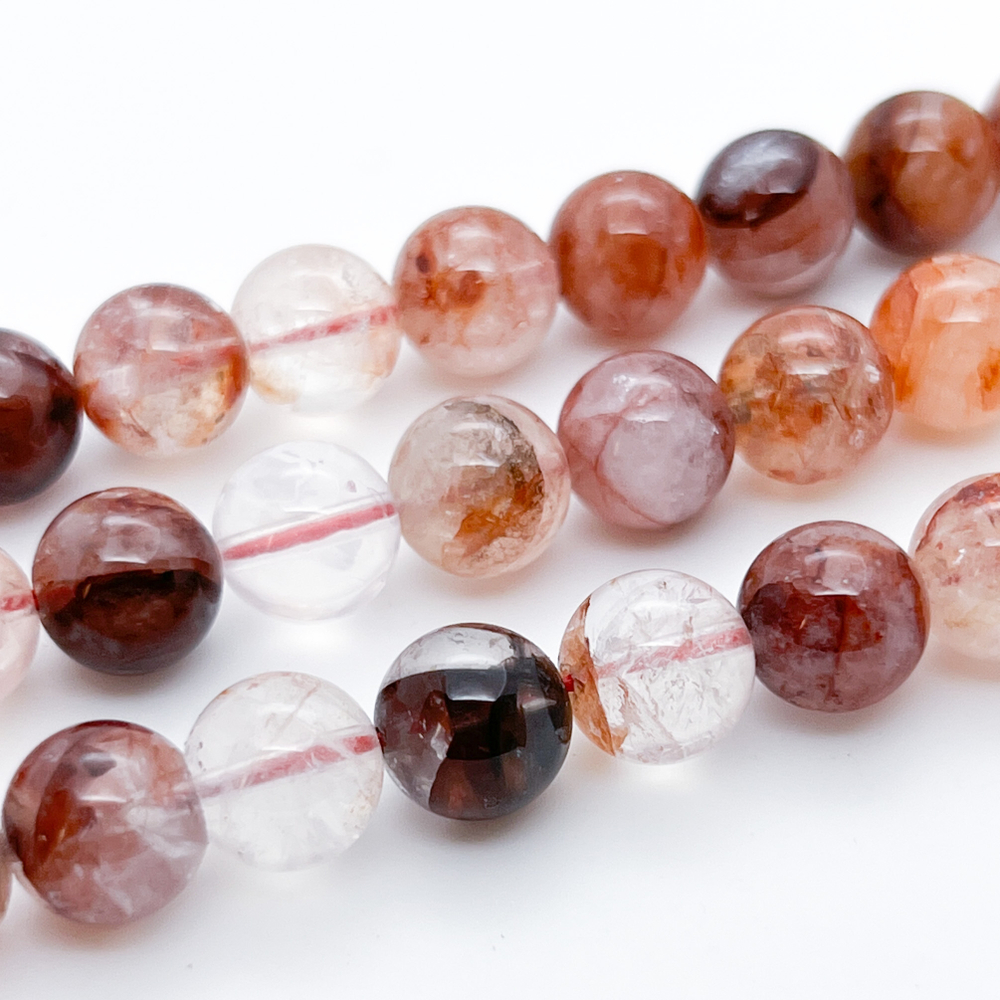 Кварц с включениями, диаметр 10,3-10,4 мм, цена за 9 шт (1/4 нити)