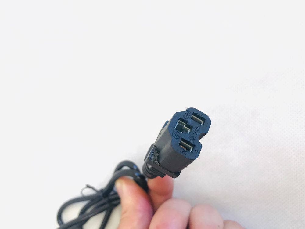 Зарядное устройство для аккумулятора 36 вольт штекер 3 Port Plug