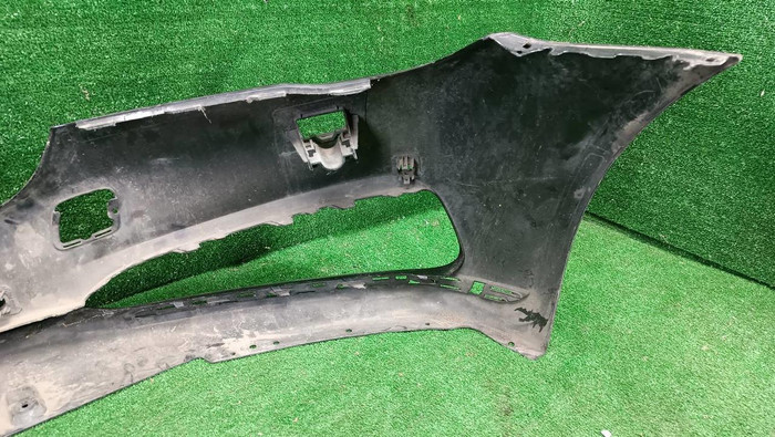 Бампер передний BMW 7er G11 G12 (2015-2019)