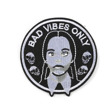 Нашивка термоаппликация на одежду и  на рюкзак. Уэнсдэй. Bad Vibes