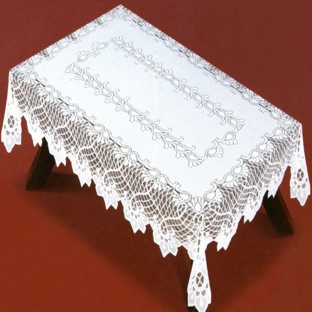 Скатерть жаккардовая прямоугольная, цвет белоснежный, Польша. Скатерть жаккардовая прямоугольная, цвет белоснежный, Польша.