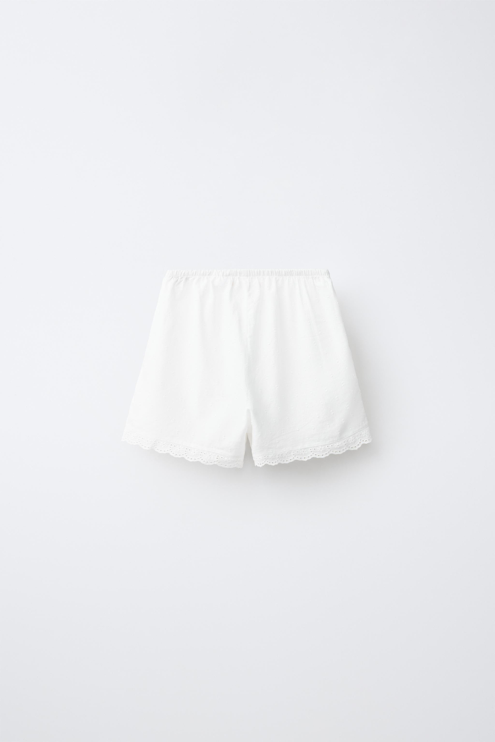 ZARA ПИЖАМА С БРЕТЕЛЯМИ И ТКАНЬЮ ПЛЮМЕТИ, БЕЛЫЙ