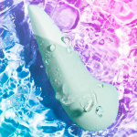 Зеленый клиторальный вибратор 14,2см Womanizer Vibe Green WZFS1SG5