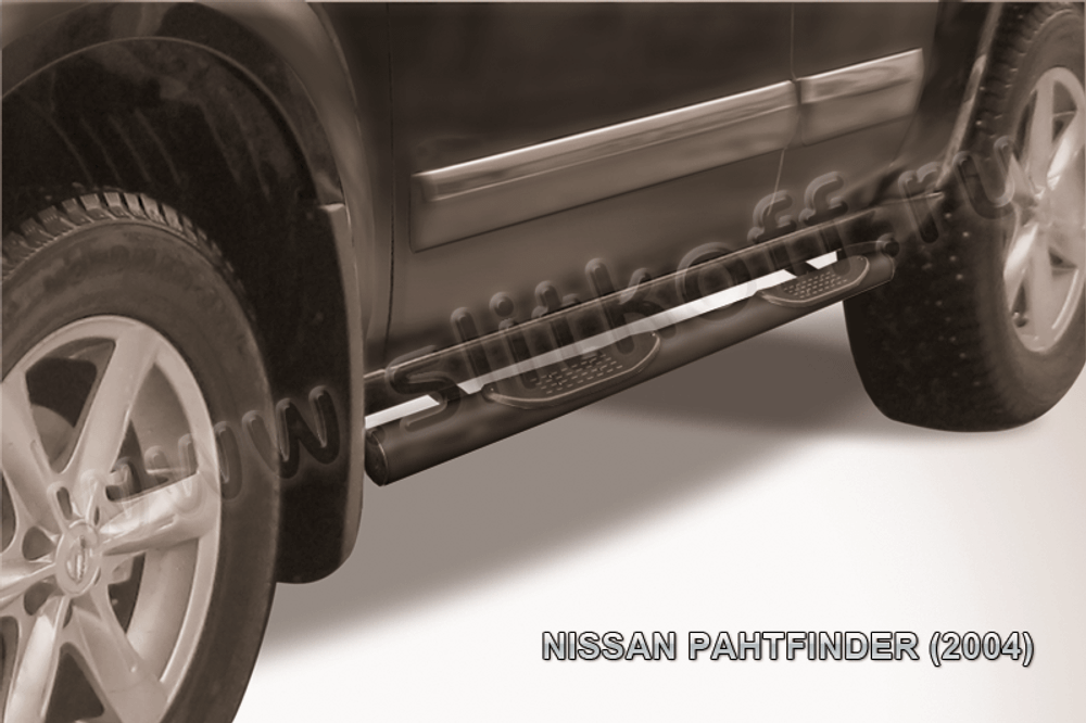 Пороги стальные Nissan Pathfinder R51 (2004-2010) d76 с проступями (черные)