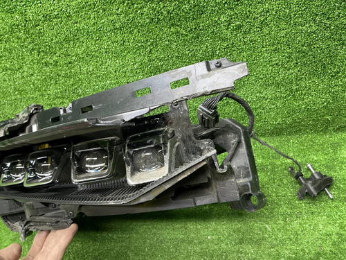 Битая Фара правая Zeekr 001 (2021-н.в.) LED