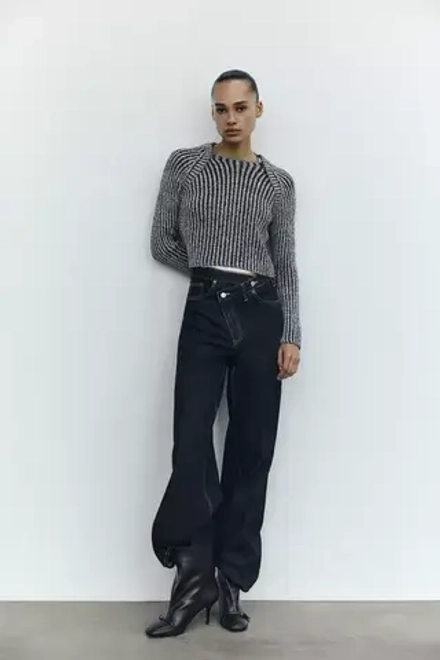 ZARA УКОРОЧЕННЫЙ СВИТЕР В РУБЧИК, СИНИЙ/ИНДИГО