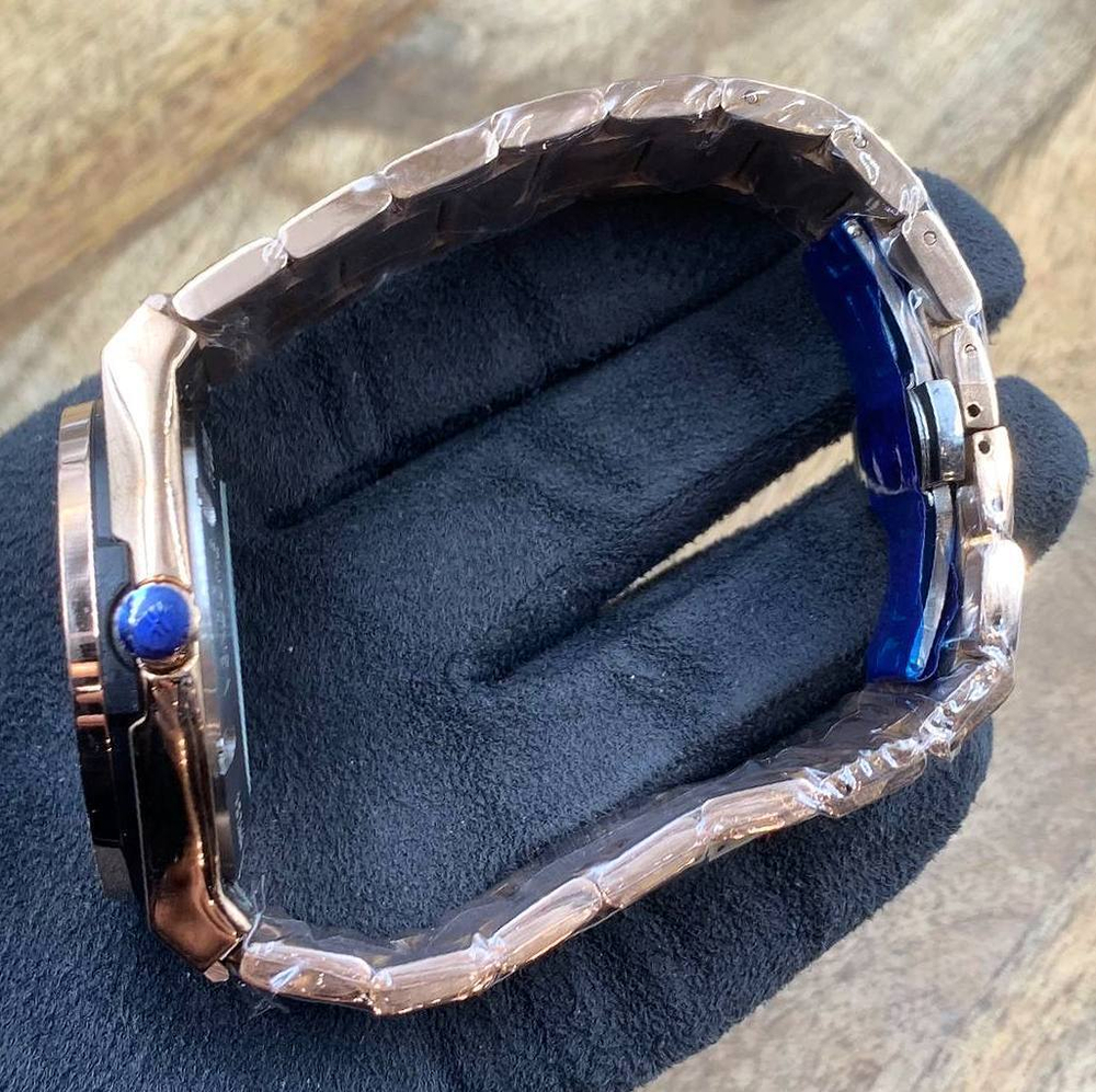 Часы Hublot