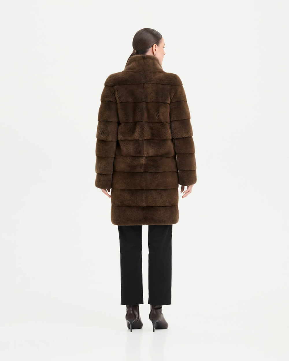 Шуба из меха норки