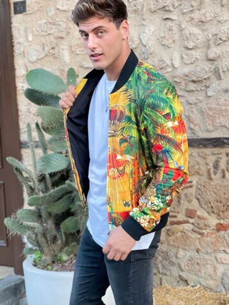 Кожаная куртка (бомбер)