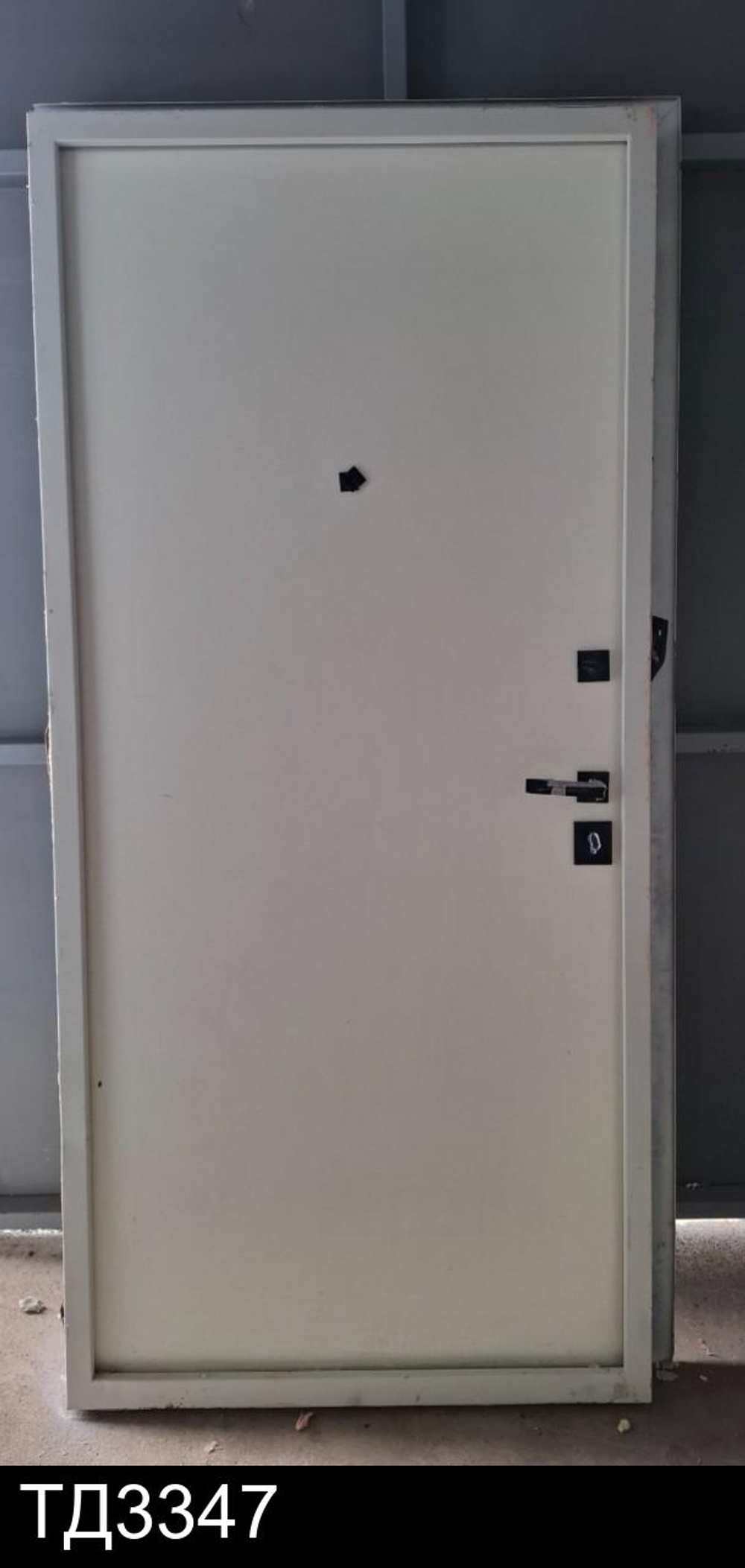 Дверь Металлическая Б/У 2070(в) x 970(ш)