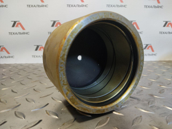 Втулка 195-61-41140