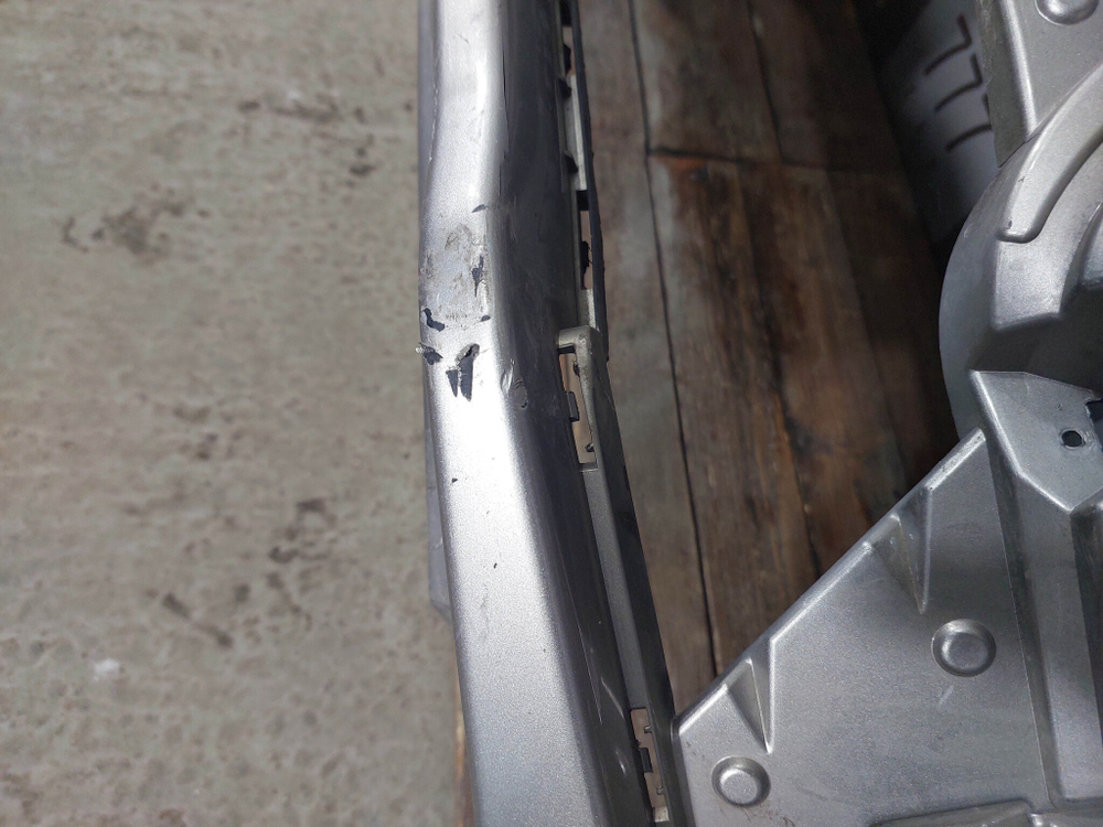 Бампер передний LADA Granta 18-нв Б/У Оригинал 8450100957