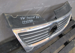 Решетка радиатора Volkswagen Passat B6  Б/У Оригинал 3c0853651d
