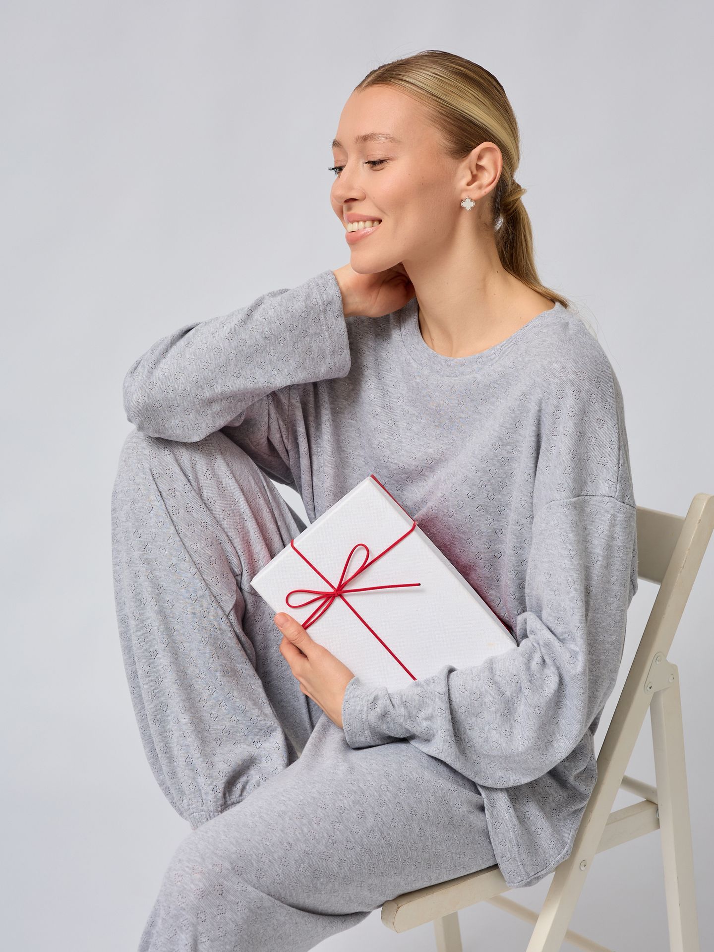 Пижама с брюками и лонгсливом 