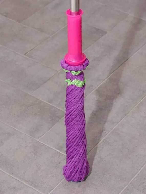 Швабра для мытья пола с отжимом Доляна, насадка из микрофибры 80 гр, стальная ручка 119 см, цвет МИКС