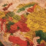 Глобус физический/политический подсветка от батареек, GLOBEN "Классик Евро", 250 мм, Ве012500257