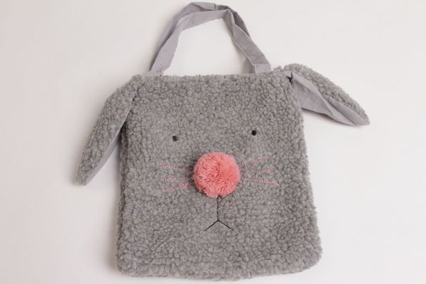 Сумочка 20см*22см a0450