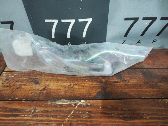 Петля капота правая Kia Sportage 3 10-16 Новая Оригинал 791203w000