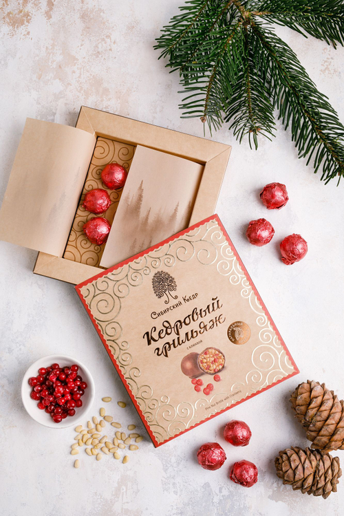 Кедровый грильяж с клюквой / 120 г / ТМ Сибирский кедр