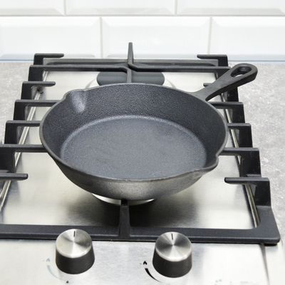 Сковорода 18,5см чугунная литая ручка тм MYRON COOK