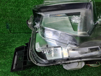 Битая Фара левая Subaru Forester 5 SK (2021-н.в.) LED