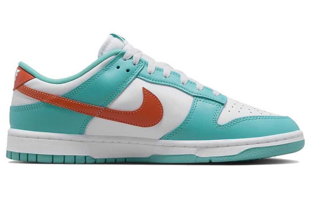 Кроссовки Nike