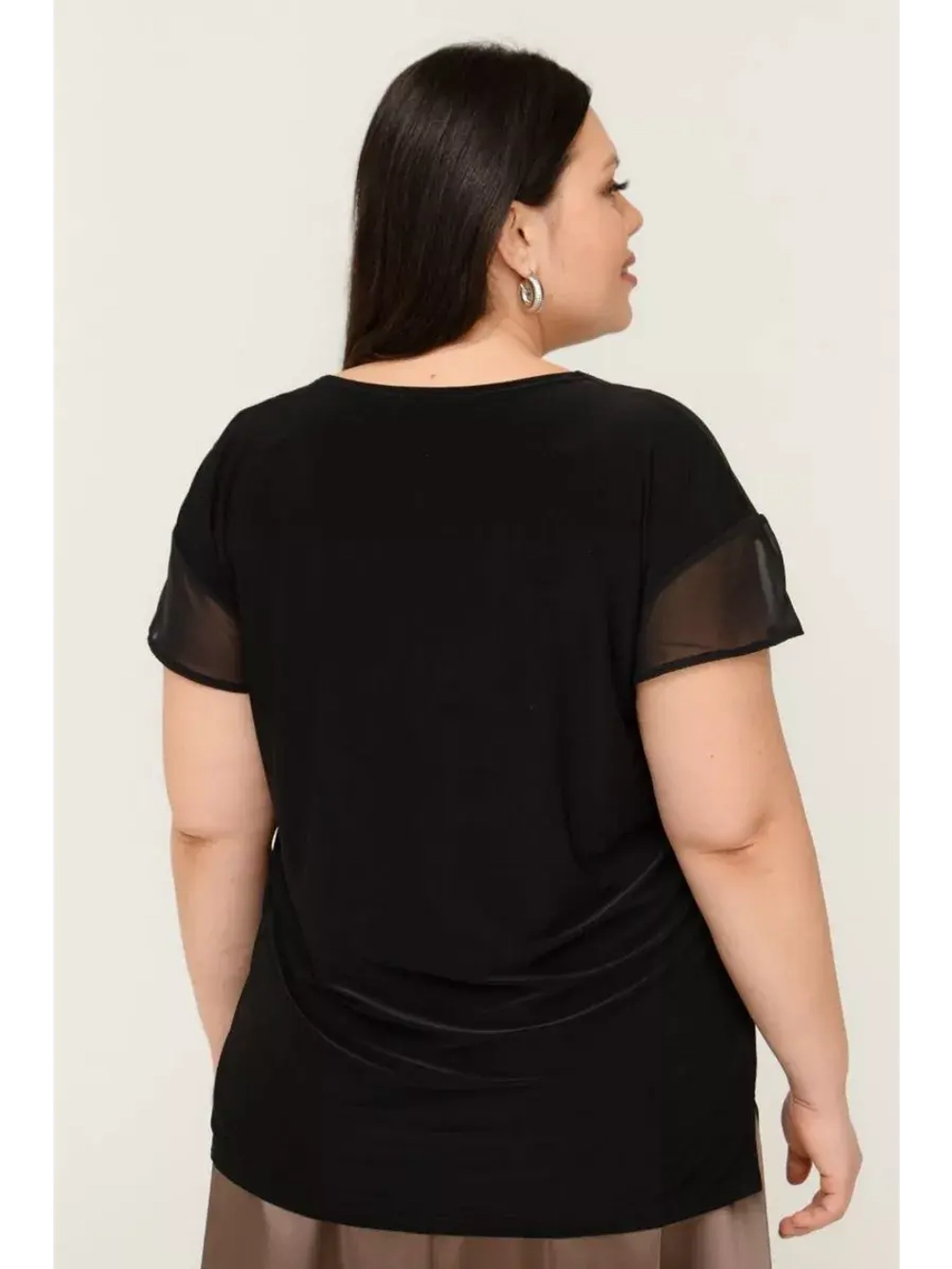 Блузка с шифоном