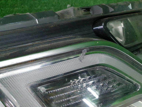 Битая Фара правая Kia Carnival 4 (2020-2023) LED