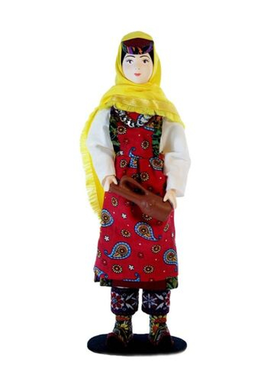 Кукла фарфоровая коллекционная Азербайджанка
