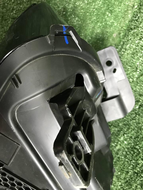 Фара правая Geely Coolray (2019-2024) LED