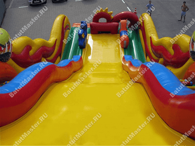 Коммерческий надувной батут "Змей Горыныч 2" 11*6*8,5 м