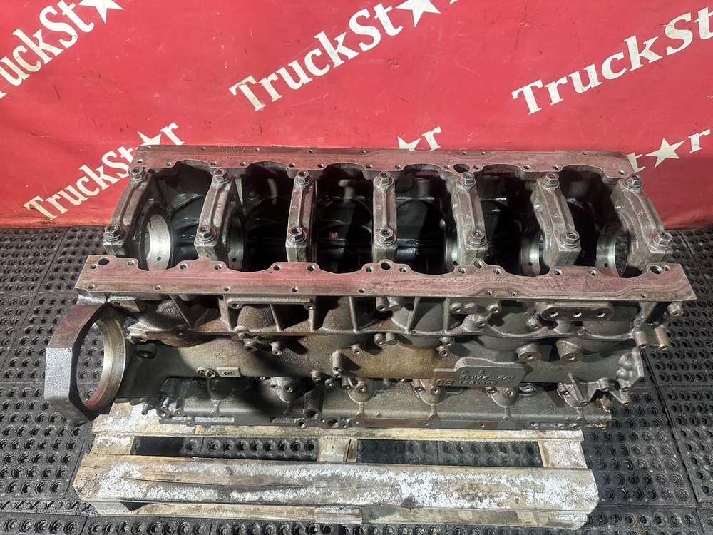 Блок цилиндров двигателя MX340U1 EURO-5