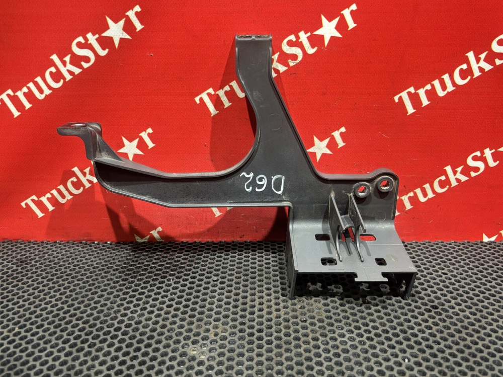 Кронштейн проводки