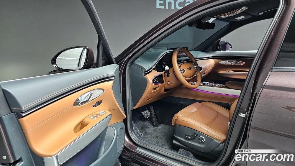 Genesis GV70 2.5T Бензин AWD (05.2023)