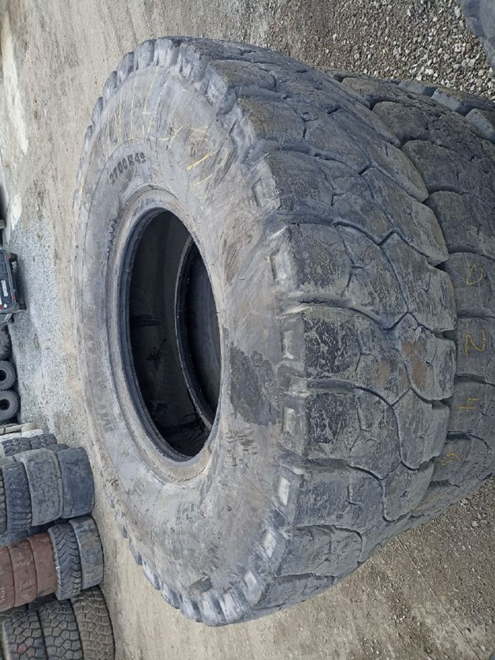 27.00R49 Michelin XDR3 шина б/у
