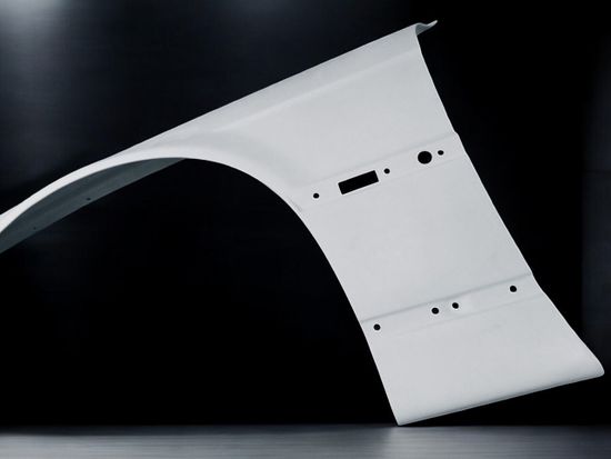 Крылья стеклопластиковые для BMW 7 Е38 (До рест.)