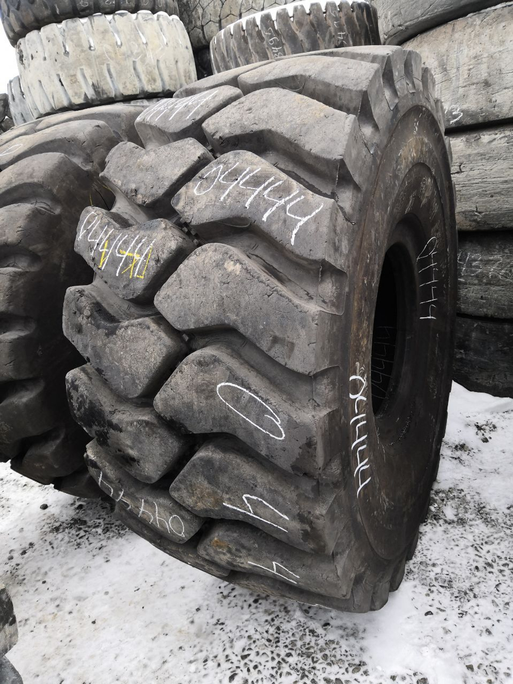 29.5R25 Bridgestone VSDT шина б/у