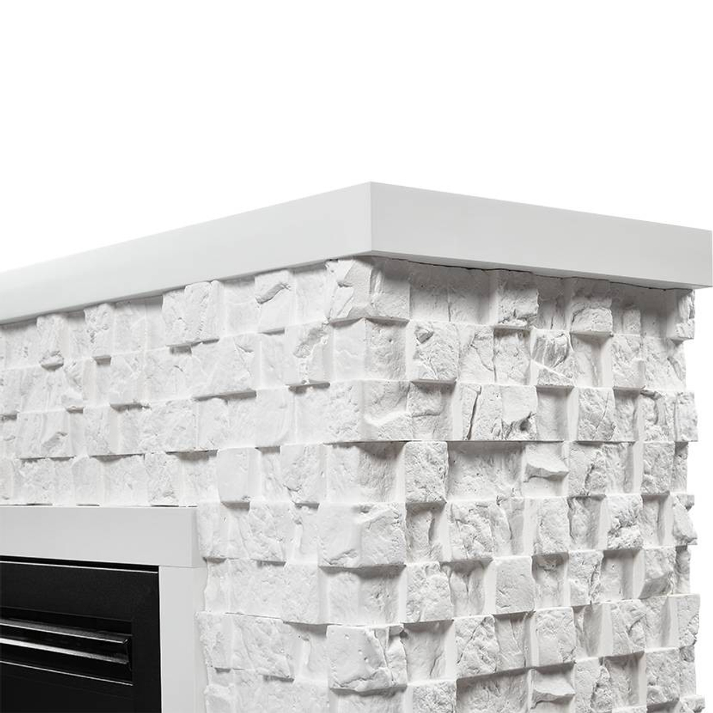 Каминокомплект: Очаг Electrolux EFP/P-3320RLS с порталом Quadro 30 камень песчаник античный бел