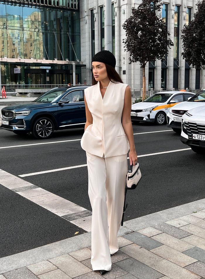 Костюмные брюки Charlotte